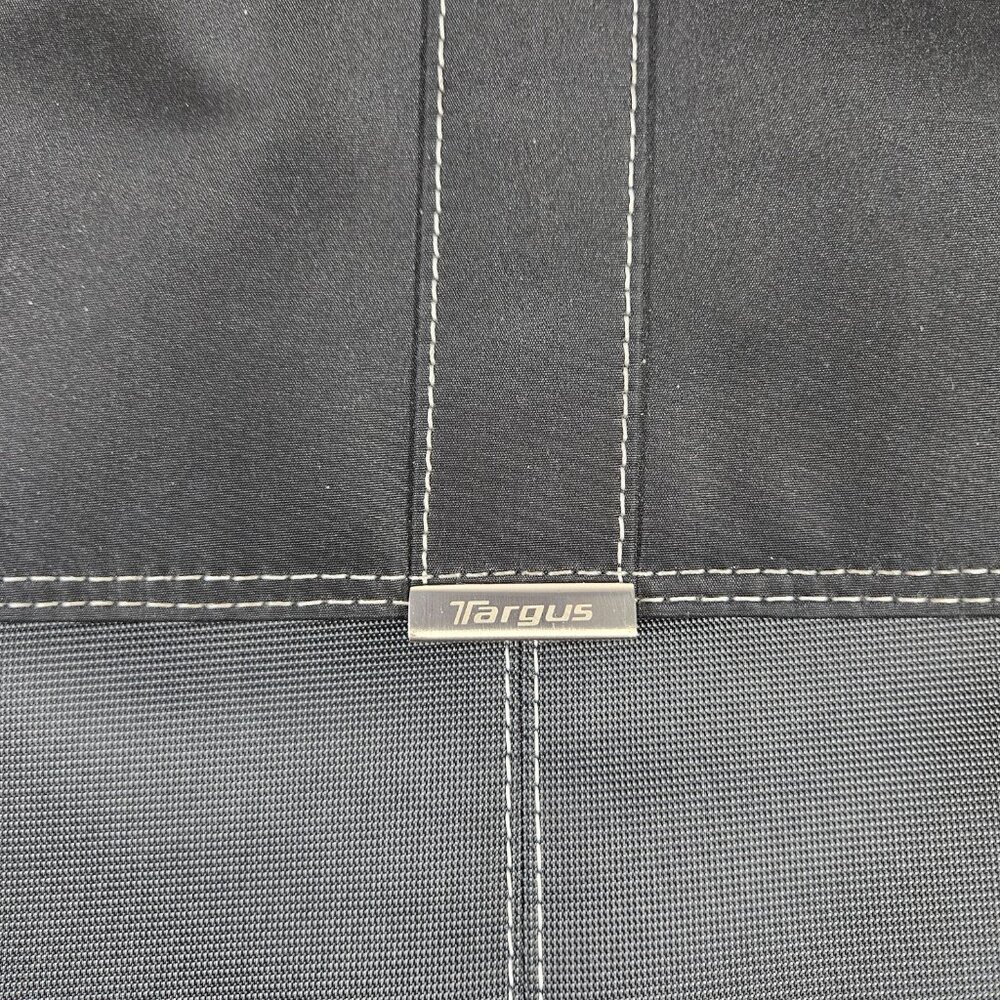 Targus Laptop Briefcase Business Casual Slipcase 15.6" Black - Picture 2 of 10